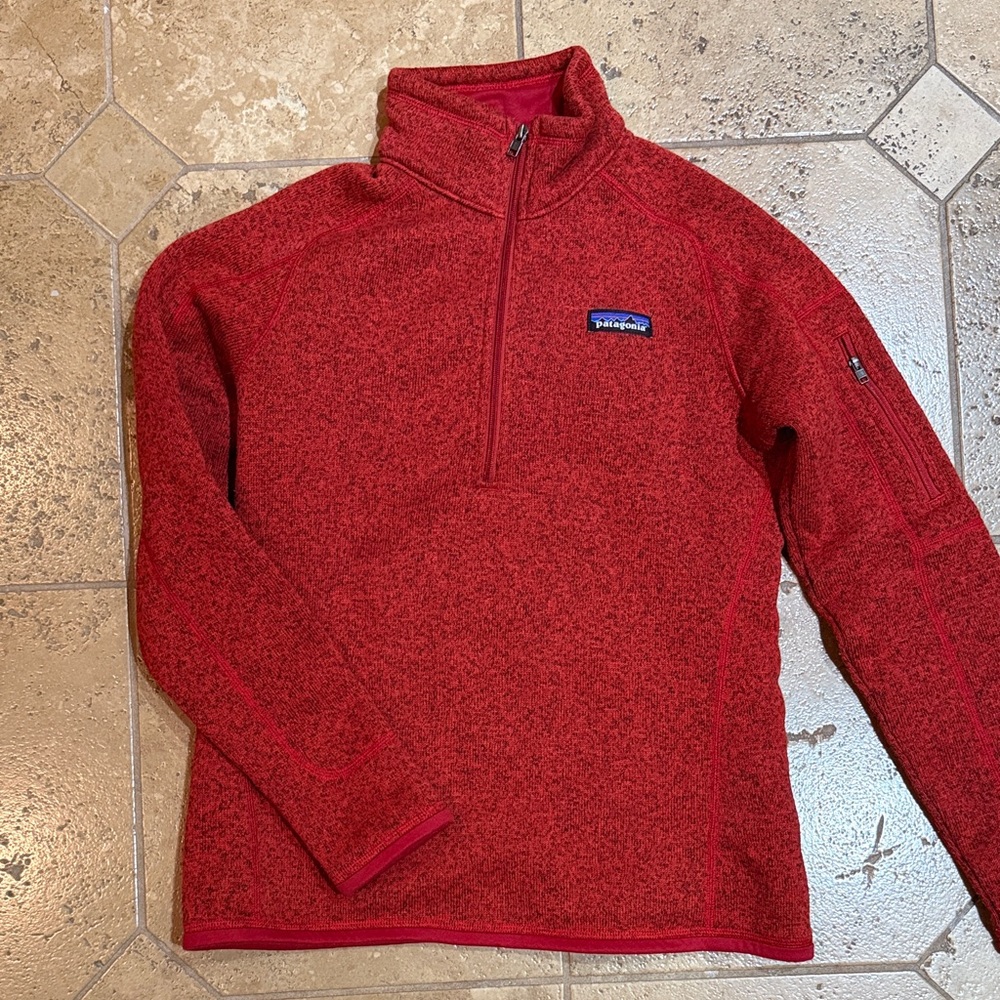 Patagonia feathered red half zip
